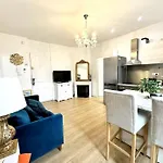 Lumineux Appartement Deux Pieces