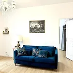 Lumineux Appartement Deux Pieces